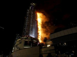 emirates-dubai-fire_ahmed_jadallah_reuters-2