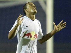 red bull vence santos