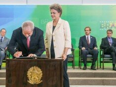 lula assina posse